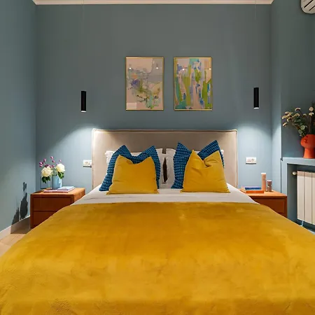 Lively Colors & Serene Comfort - Renovated 1br By Piata Universitatii