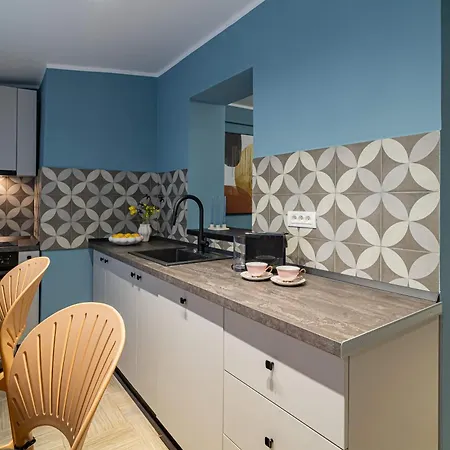 Apartment Celestial Azure - Tranquil 1br In Piata Universitatii